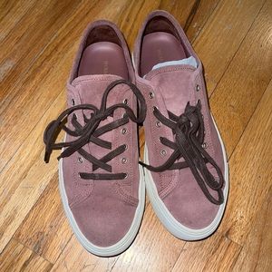Common Projects Sneakers. Dusty rose suede & white sole. Sz37